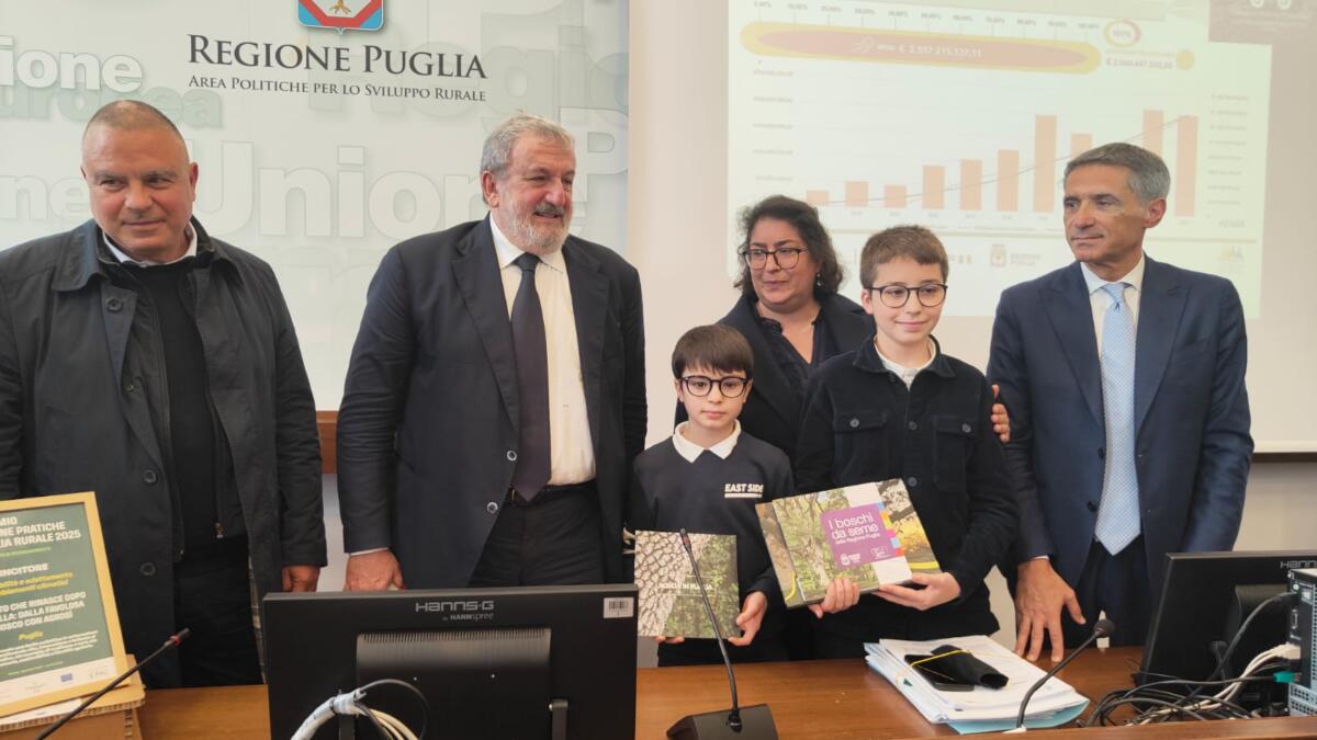 Galleria foto 'Regione Puglia, sviluppo rurale e spesa 2025. Emiliano: «Risultato straordinario»' - foto 1