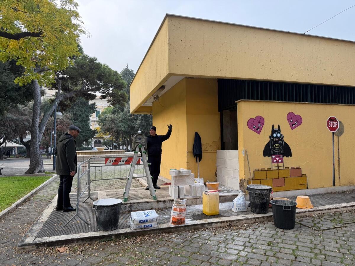 Galleria foto 'Bari, chiusi i locali sotterranei della struttura di piazza Garibaldi: «I cittadini chiedevano sicurezza»' - foto 1