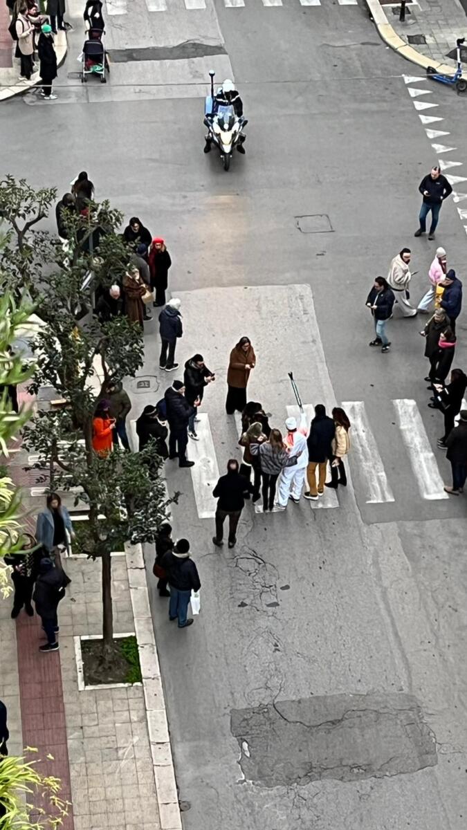 Galleria foto 'La Fiamma olimpica chiude l’anno a Bari: festa in largo Giannella – VIDEO' - foto 3