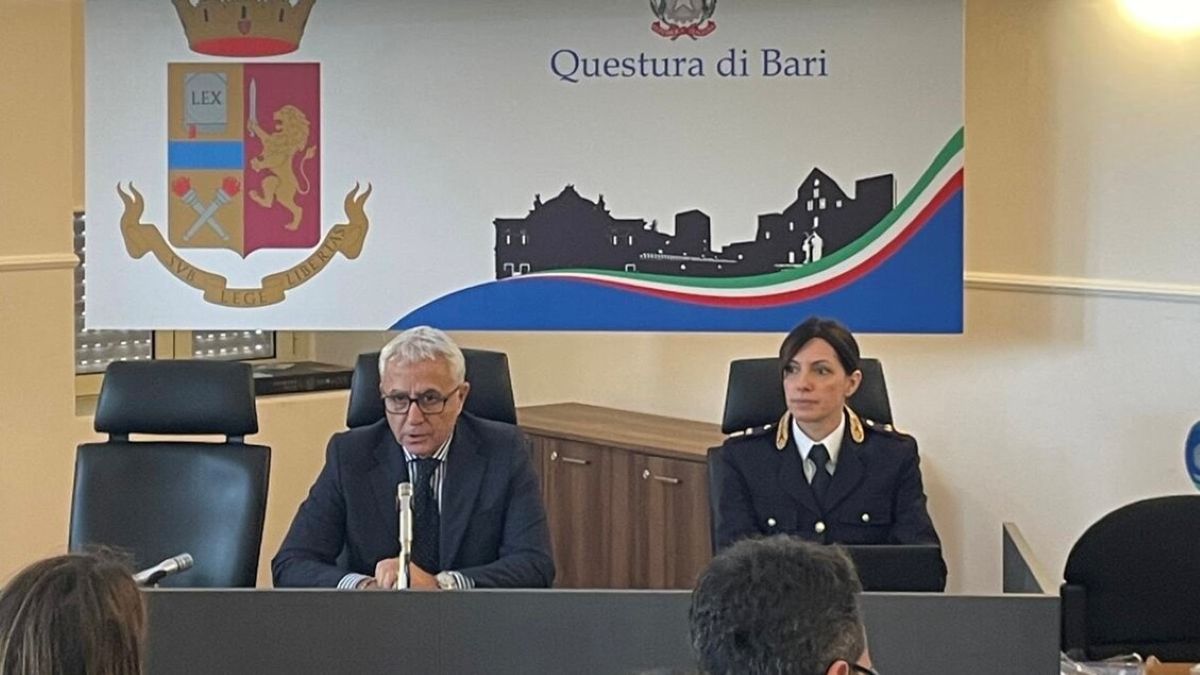 Galleria foto 'Il bilancio della Polizia, nel Barese 600 arresti nel 2025. Il questore Gambino saluta: «La città non è più “Scippolandia”»' - foto 1