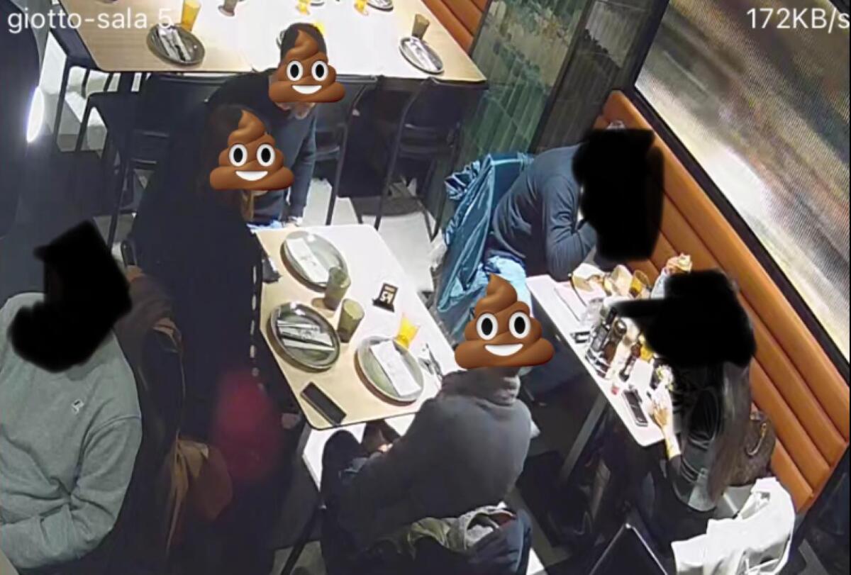 Galleria foto 'Bari, mangiano e scappano senza pagare il conto. La pizzeria Giotto sui social: «Una figuraccia per 80 euro»' - foto 1