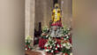 Bari, le composizioni realizzate dai floricoltori di Terlizzi adornano la statua di San Nicola in Basilica