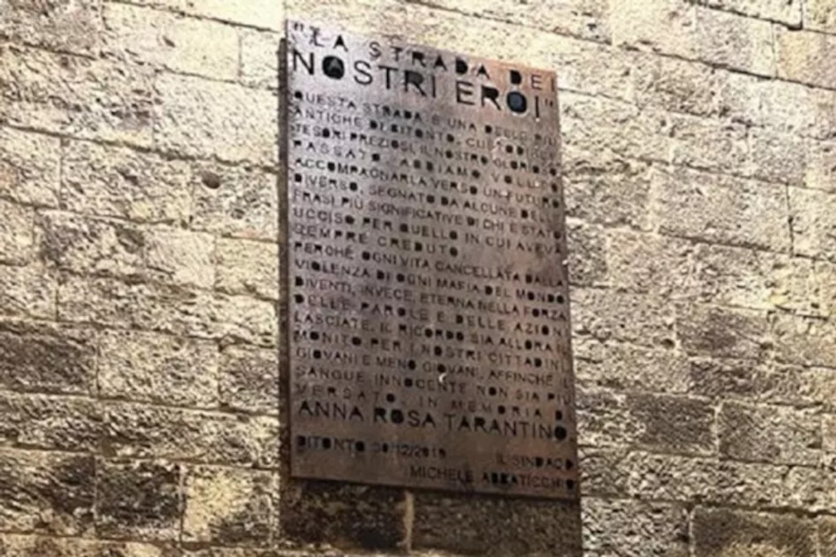 Bitonto ricorda Anna Rosa Tarantino, l’anziana uccisa per errore in una sparatoria tra clan rivali Bitonto ricorda Anna Rosa Tarantino, l’anziana uccisa per errore in una sparatoria tra clan rivali
