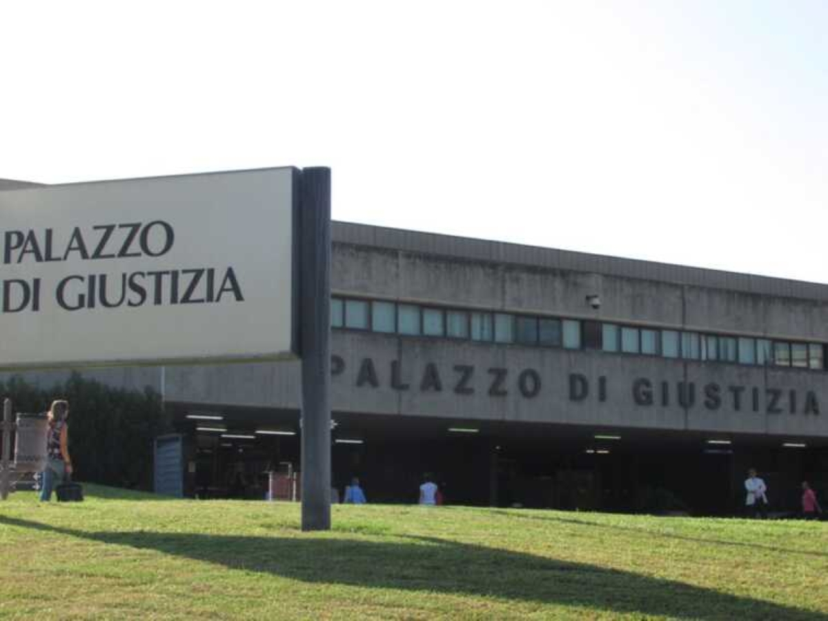 Foggia, accusati di maltrattare la nuora: assolti due coniugi. Il legale: «Il patriarcato è arcaico, ma non è reato» Foggia, accusati di maltrattare la nuora: assolti due coniugi. Il legale: «Il patriarcato è arcaico, ma non è reato»