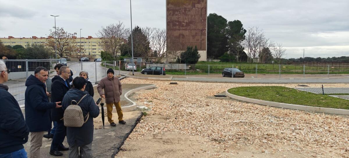 Galleria foto 'Bari, la rinascita di Santa Rita vale 15 milioni: in arrivo parco e asilo. Scaramuzzi: «Apriremo subito le aree pronte»' - foto 3