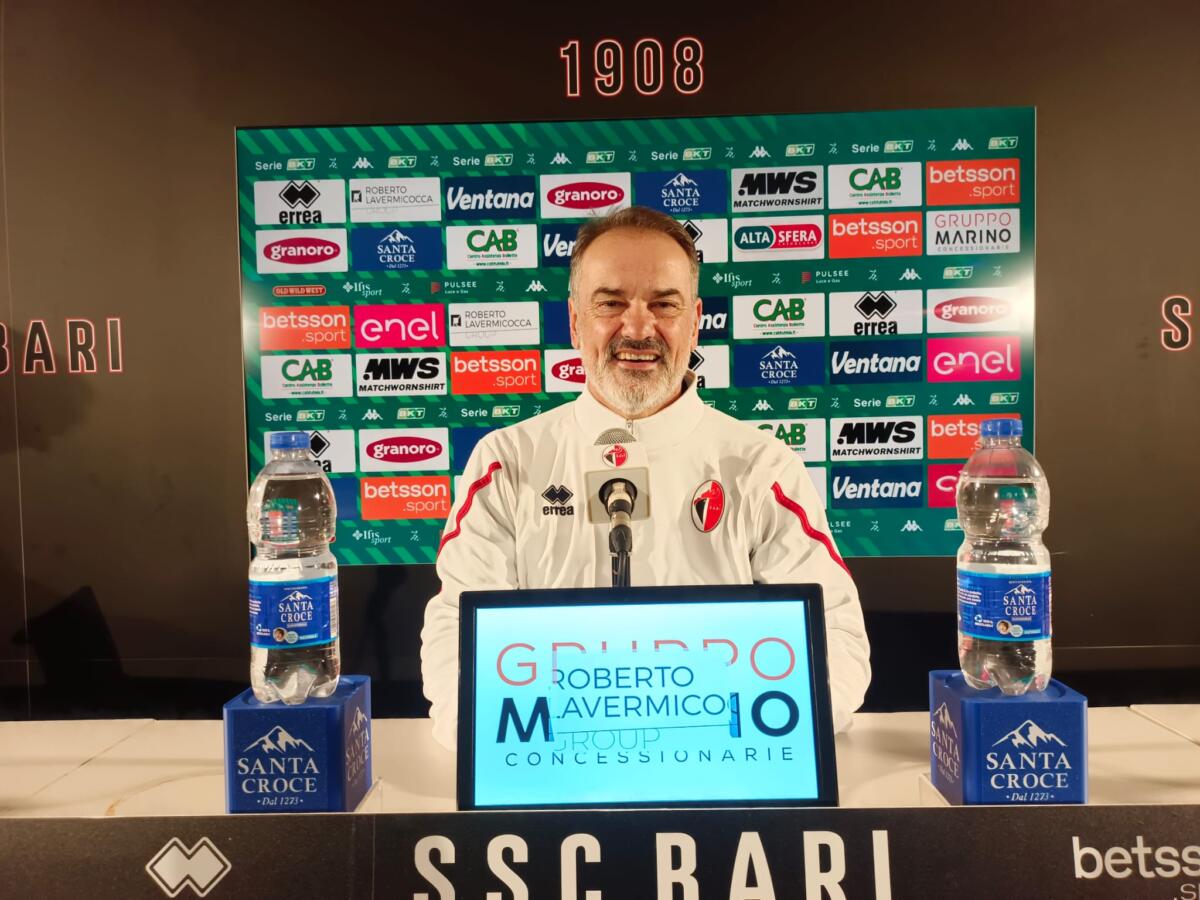 Galleria foto 'Bari, mister Vincenzo Vivarini: «Ci serve una vittoria per sbloccarci»' - foto 1