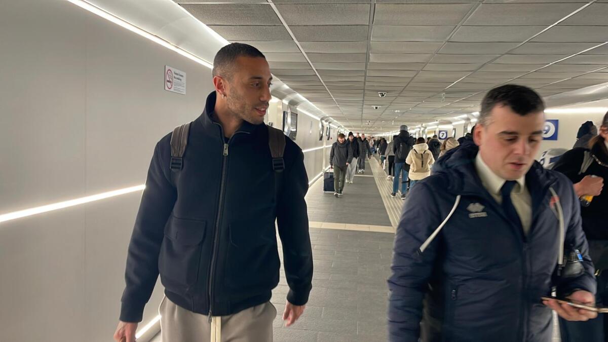 Galleria foto 'Calciomercato Bari, Kevin Piscopo è atterrato in città: il trequartista arriva dalla Juve Stabia – FOTO' - foto 1