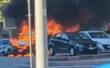 Paura in centro a Bari, auto in fiamme in via della Costituente: quattro persone a bordo, malore per un anziano