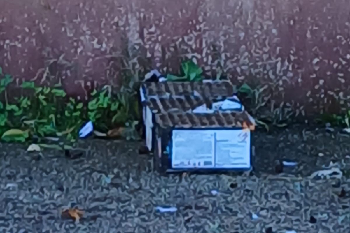 Lecce-Parma, bombe carta all’esterno dell’hotel che ospita gli emiliani nel Salento: indaga la Digos – VIDEO Lecce-Parma, bombe carta all’esterno dell’hotel che ospita gli emiliani nel Salento: indaga la Digos – VIDEO
