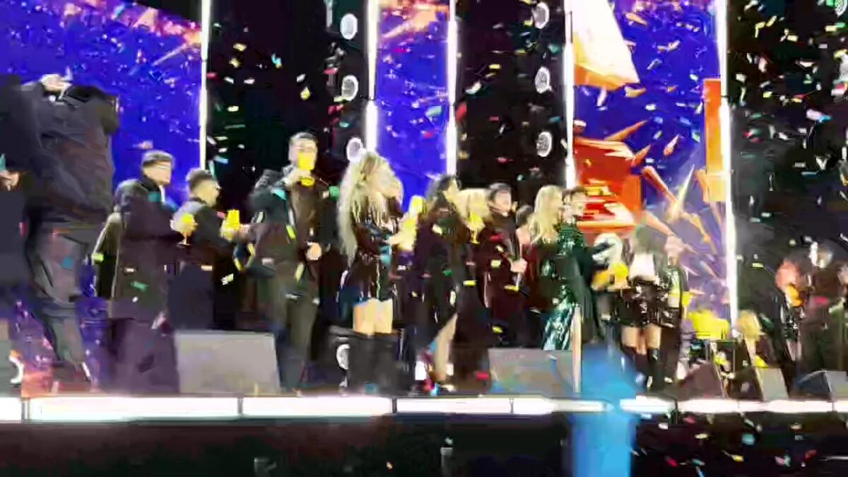 Capodanno in Musica, Bari fa il botto su Canale 5: lo show è il più visto di sempre. Boom tra i giovani Capodanno in Musica, Bari fa il botto su Canale 5: lo show è il più visto di sempre. Boom tra i giovani