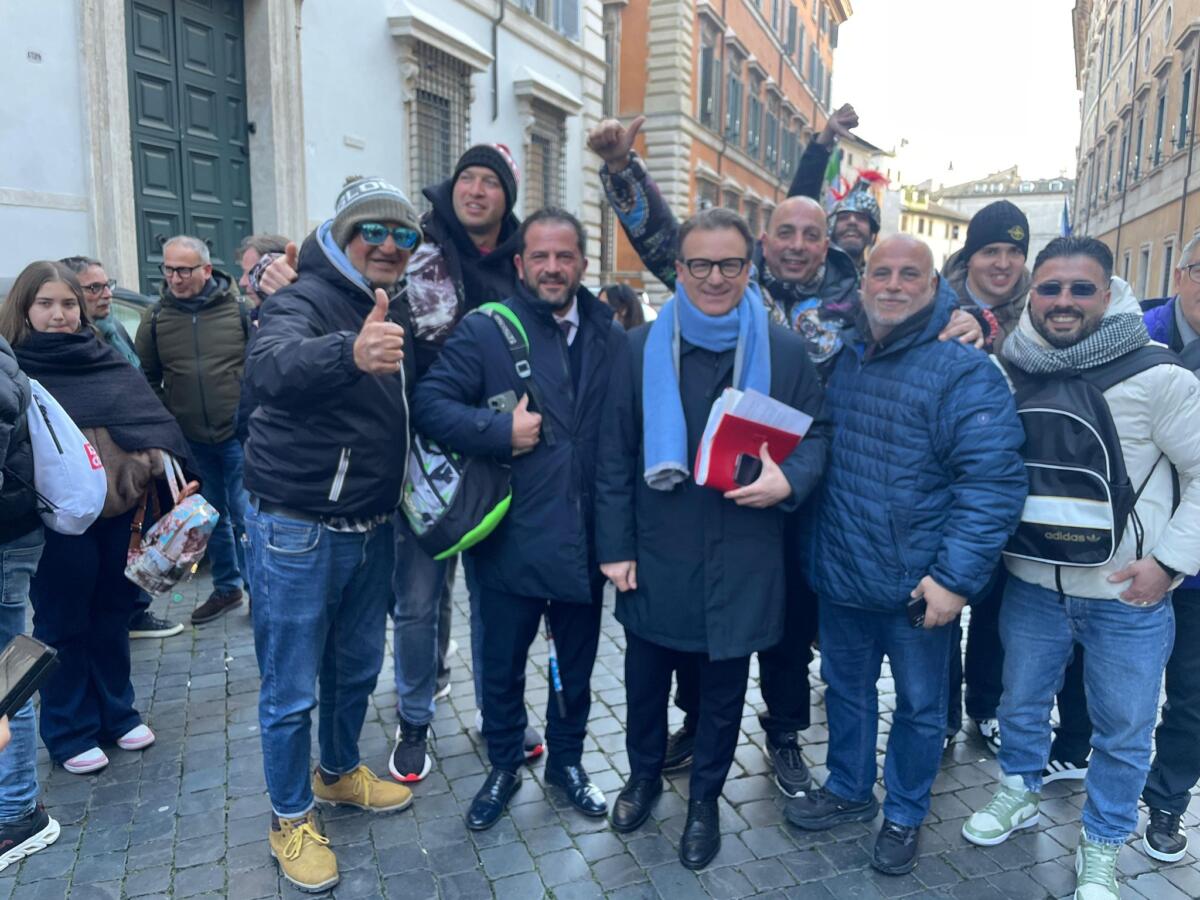 Galleria foto 'Caregiver familiari, associazioni della Bat incontrano il senatore Damiani: «Confronto sul ddl Locatelli»' - foto 1