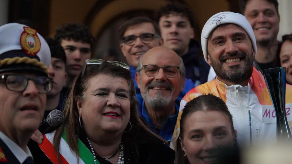 Si chiude a Foggia la tappa pugliese della Fiamma Olimpica di Milano-Cortina 2026: Samele tra i tedofori