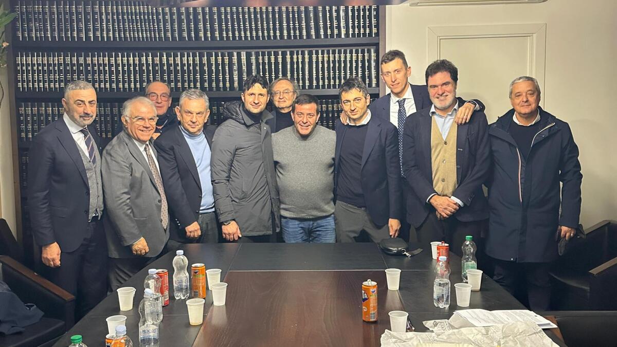 Galleria foto 'Il Foggia torna in mano ai foggiani: comincia l’era di Casillo e De Vitto – VIDEO' - foto 1