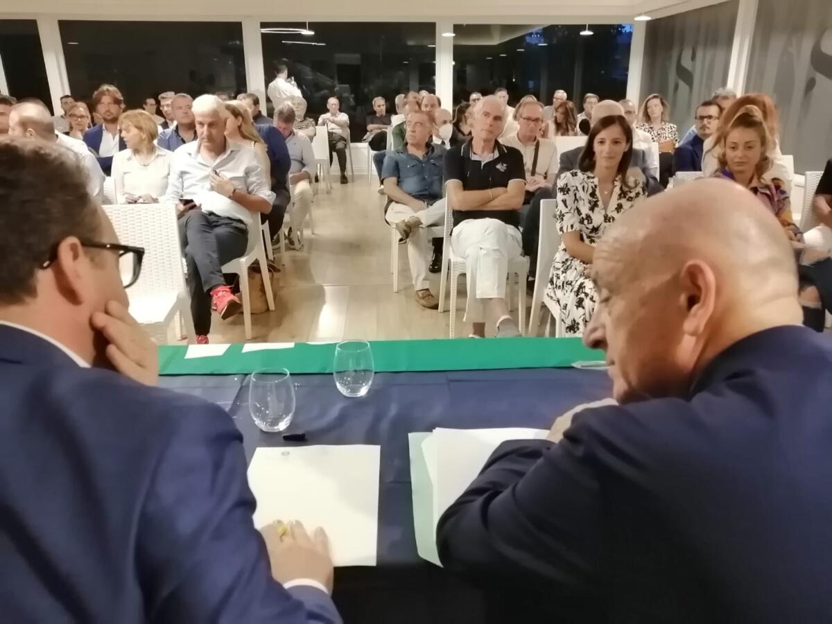 Galleria foto 'Riforma giustizia, centrodestra in tour sul referendum: tappe in Puglia per sostenere il “Sì”' - foto 1
