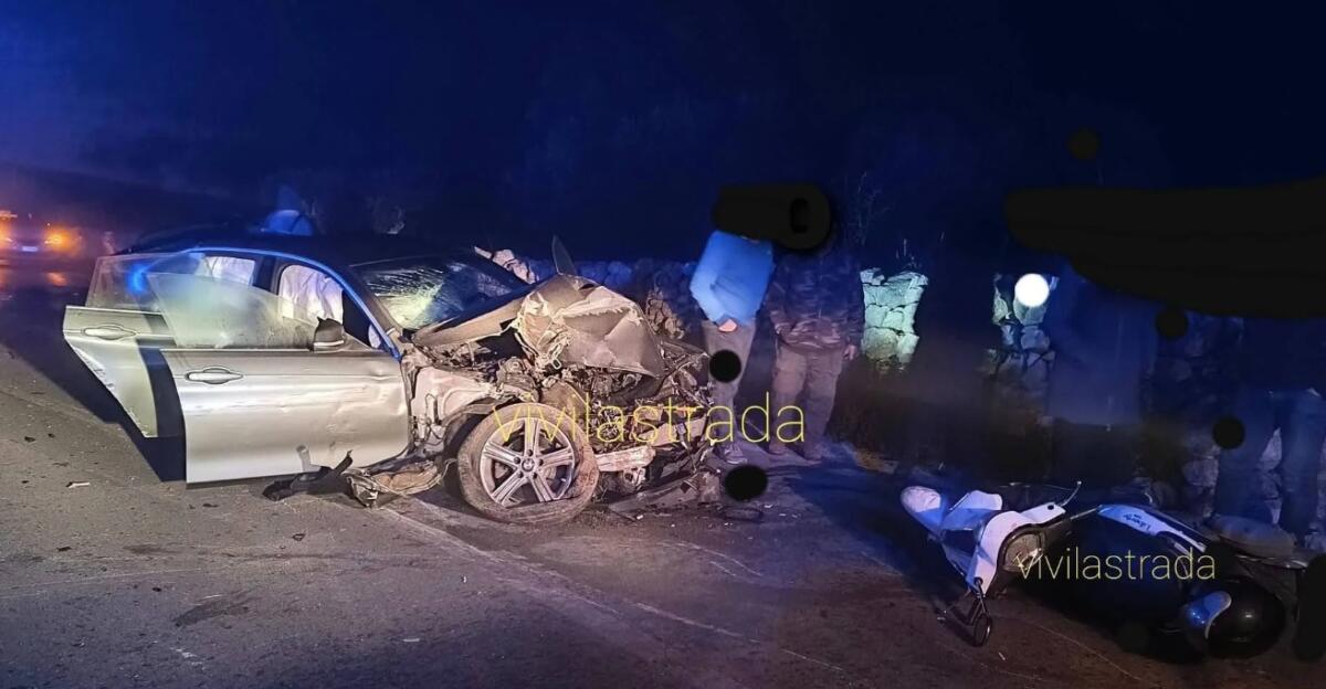 Galleria foto 'Incidente nella notte tra Alberobello e Locorotondo: sei i feriti nello schianto' - foto 1