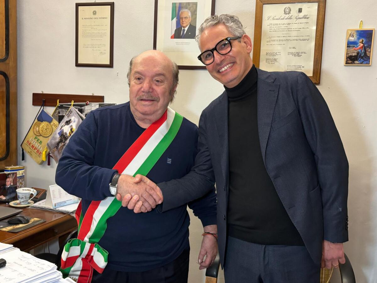Galleria foto 'Canosa sogna il ritorno del grande schermo: «Riapriremo l’ex cinema Scorpion e sarà intitolato a Lino Banfi»' - foto 1