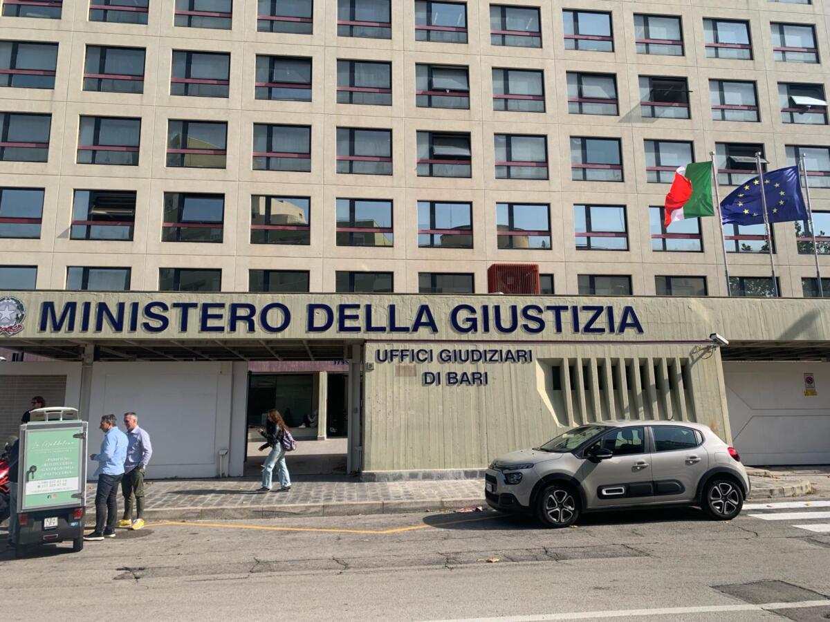 Galleria foto 'Mater Dei: dal parto al coma, la Procura indaga otto medici' - foto 1