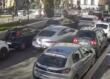 Shock a San Severo, rubano una Mercedes in pieno giorno: il proprietario li rincorre gridando. Ritrovata in un casolare – VIDEO