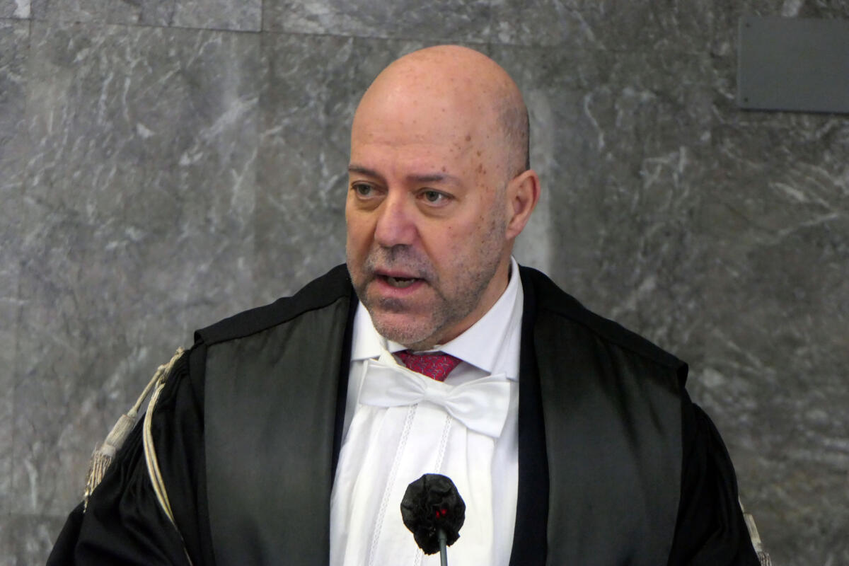 Giustizia, il procuratore di Bari Roberto Rossi: «Gip collegiale? Occorre rinviare» Giustizia, il procuratore di Bari Roberto Rossi: «Gip collegiale? Occorre rinviare»