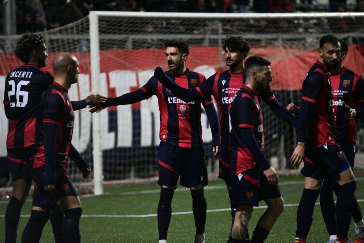 Eccellenza, il Taranto travolge il Mola: 9-0 allo stadio “Italia” di Massafra Eccellenza, il Taranto travolge il Mola: 9-0 allo stadio “Italia” di Massafra