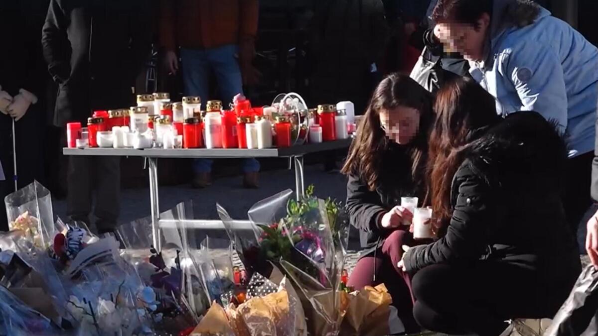 Crans-Montana, sei giovani italiani morti nel rogo: dolore e polemiche sulla sicurezza Crans-Montana, sei giovani italiani morti nel rogo: dolore e polemiche sulla sicurezza