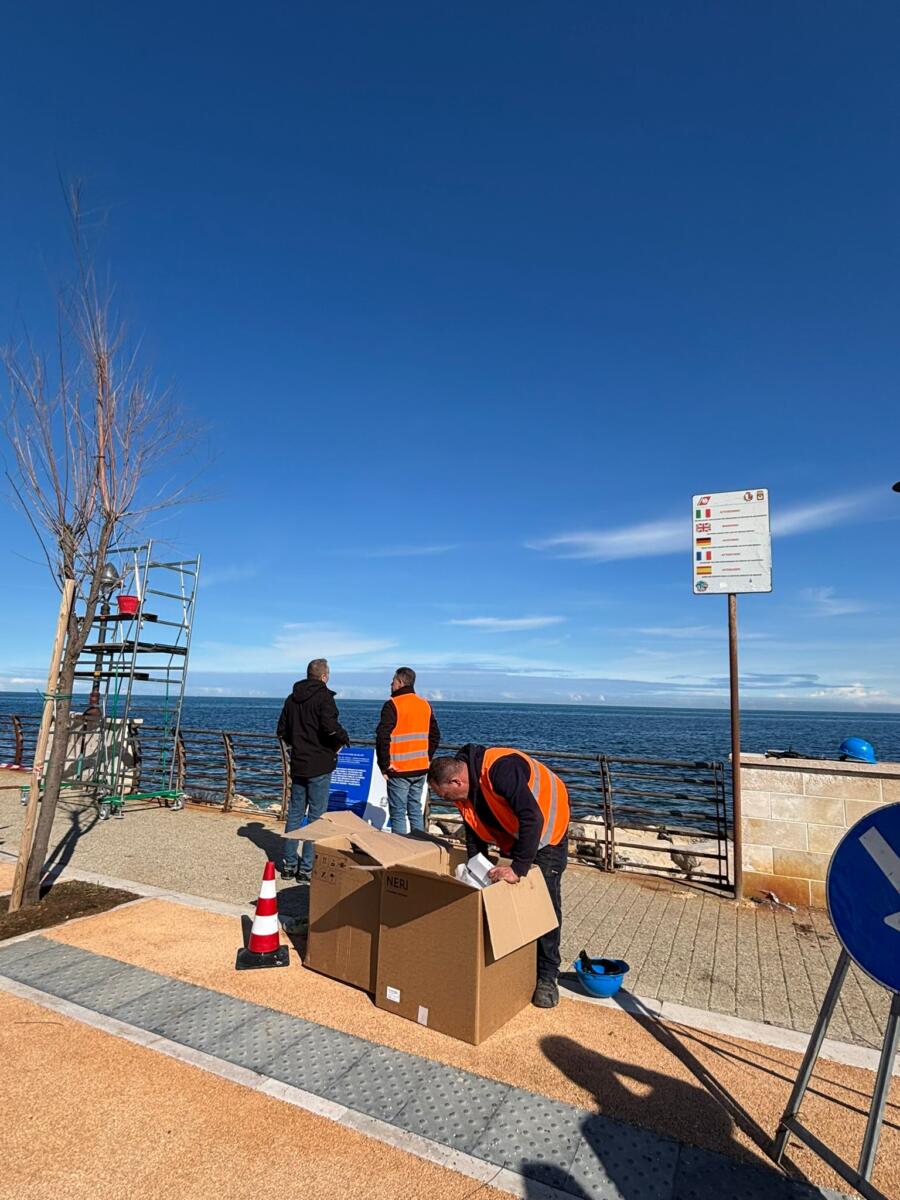 Bari, nuova luce per la costa a Nord: parte il restyling “smart” di 355 lampioni tra Palese e San Girolamo