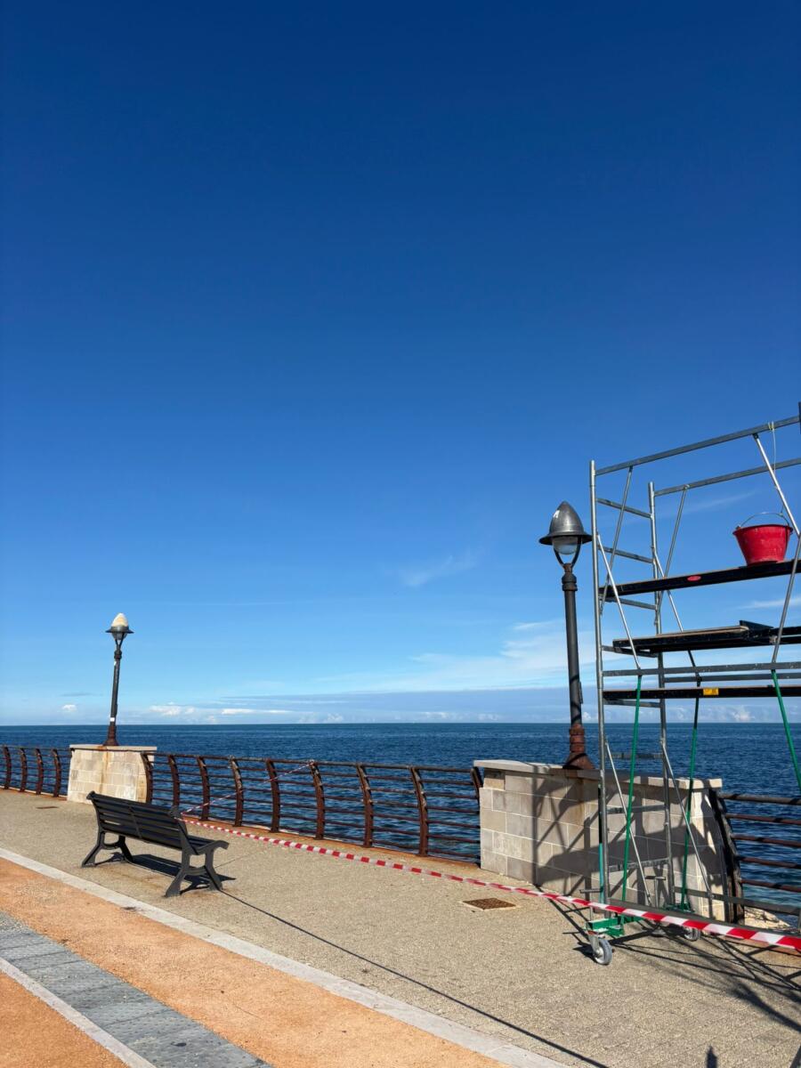 Bari, nuova luce per la costa a Nord: parte il restyling “smart” di 355 lampioni tra Palese e San Girolamo