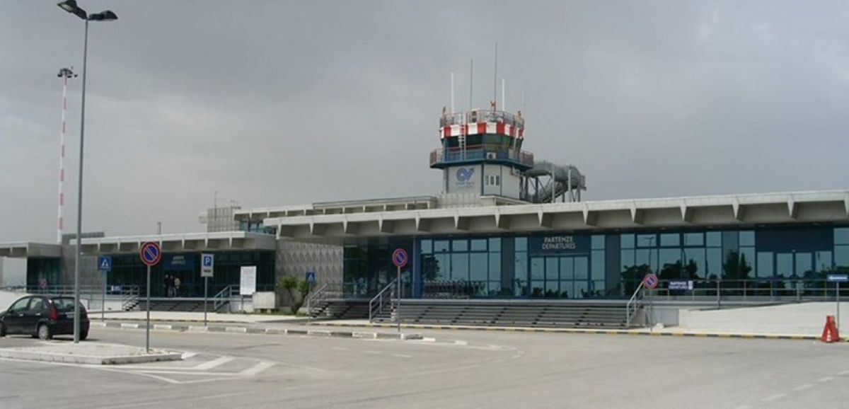 Galleria foto '“Puglia Sky” scalda i motori, un vettore aereo tutto regionale e a servizio del territorio' - foto 1