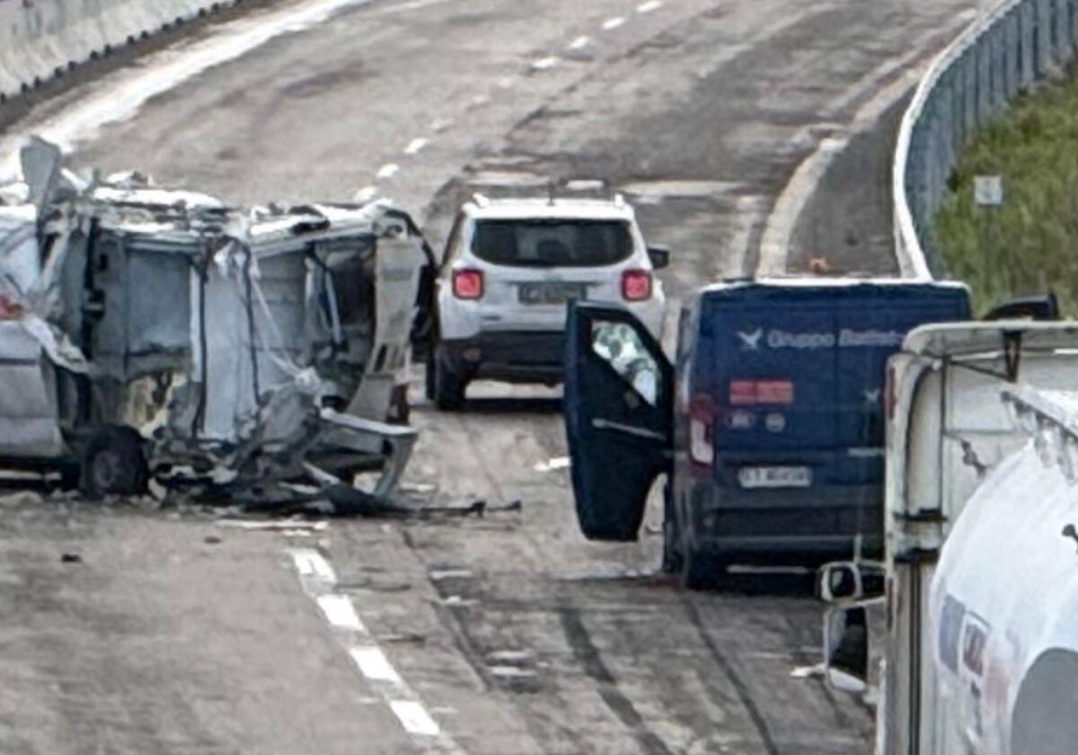 Carabiniere fuori servizio interviene durante l’assalto al portavalori: incontro con il prefetto Carabiniere fuori servizio interviene durante l’assalto al portavalori: incontro con il prefetto