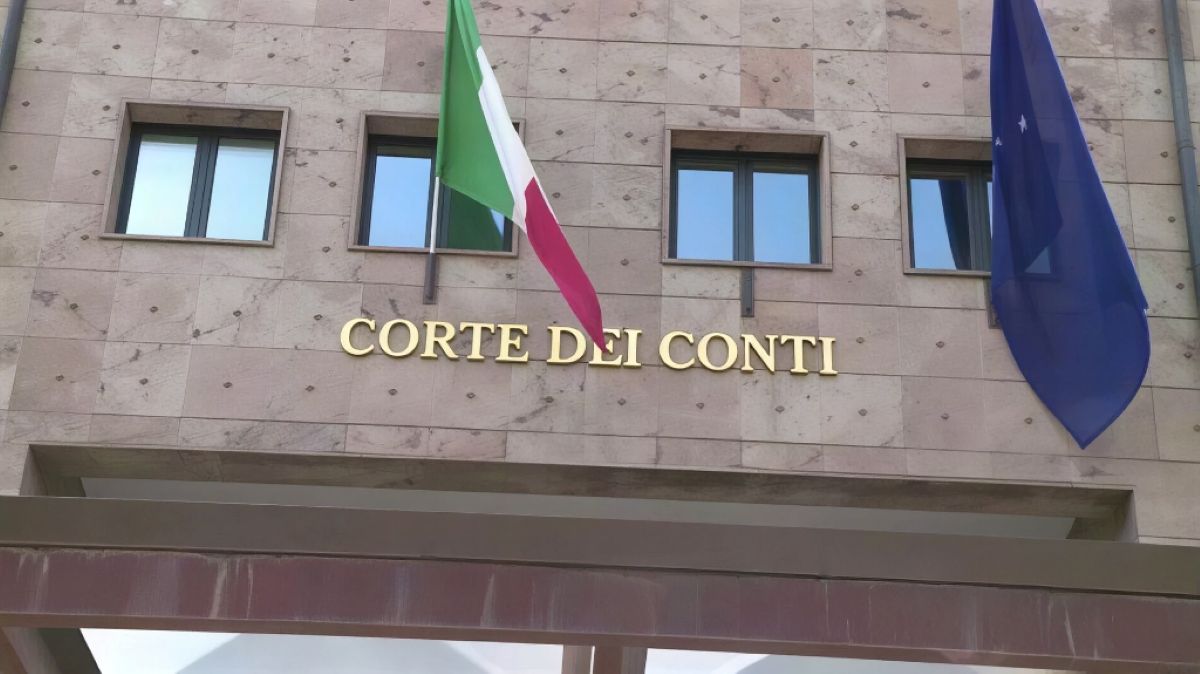 Galleria foto 'Fondi pubblici, la Corte dei Conti dispone un maxi risarcimento da 3,9 mln in favore della Regione Puglia' - foto 1