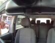 Degrado a Bari, furto lampo nel taxi: ruba lo smartphone mentre l’autista carica i bagagli – VIDEO