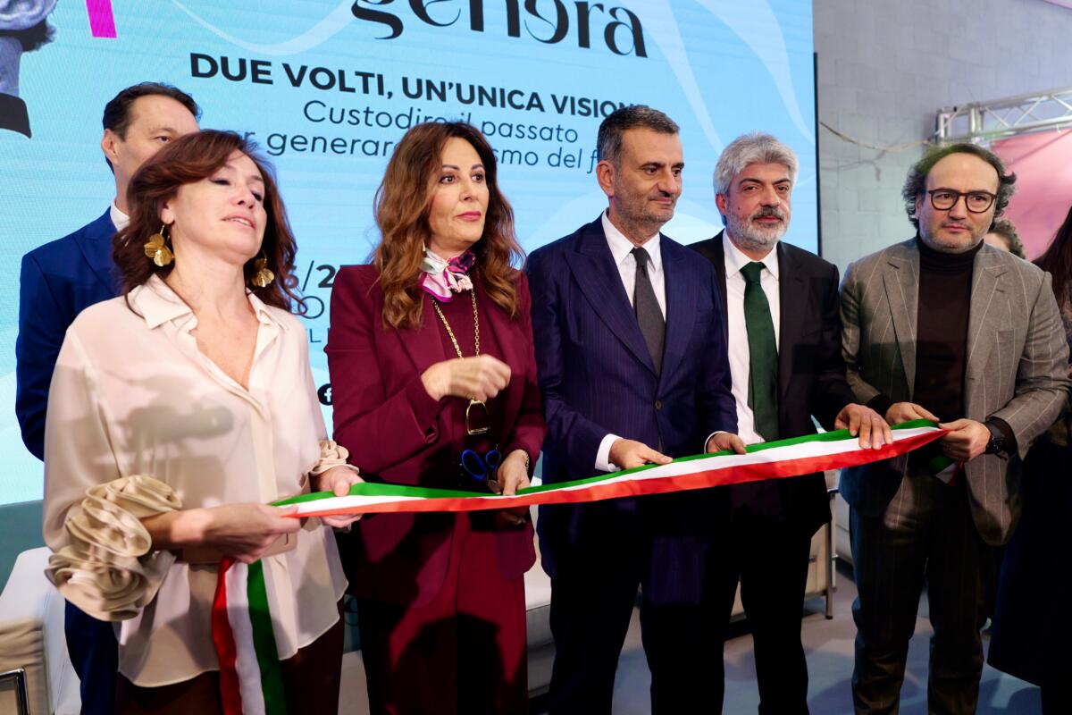 Cammini, aree interne e Giochi del Mediterraneo: le sfide del turismo in Puglia. Via alla Btm a Bari – VIDEO Cammini, aree interne e Giochi del Mediterraneo: le sfide del turismo in Puglia. Via alla Btm a Bari – VIDEO