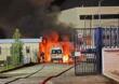 Ambulanze distrutte in un incendio a Bari, via a una raccolta fondi per ricomprarle: «È stato un episodio drammatico»