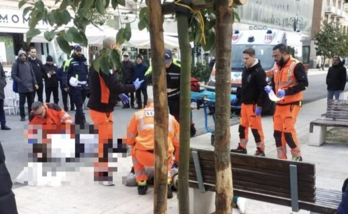 Foggia, violento scontro tra monopattini sull’isola pedonale: due feriti in ospedale in codice rosso Foggia, violento scontro tra monopattini sull’isola pedonale: due feriti in ospedale in codice rosso