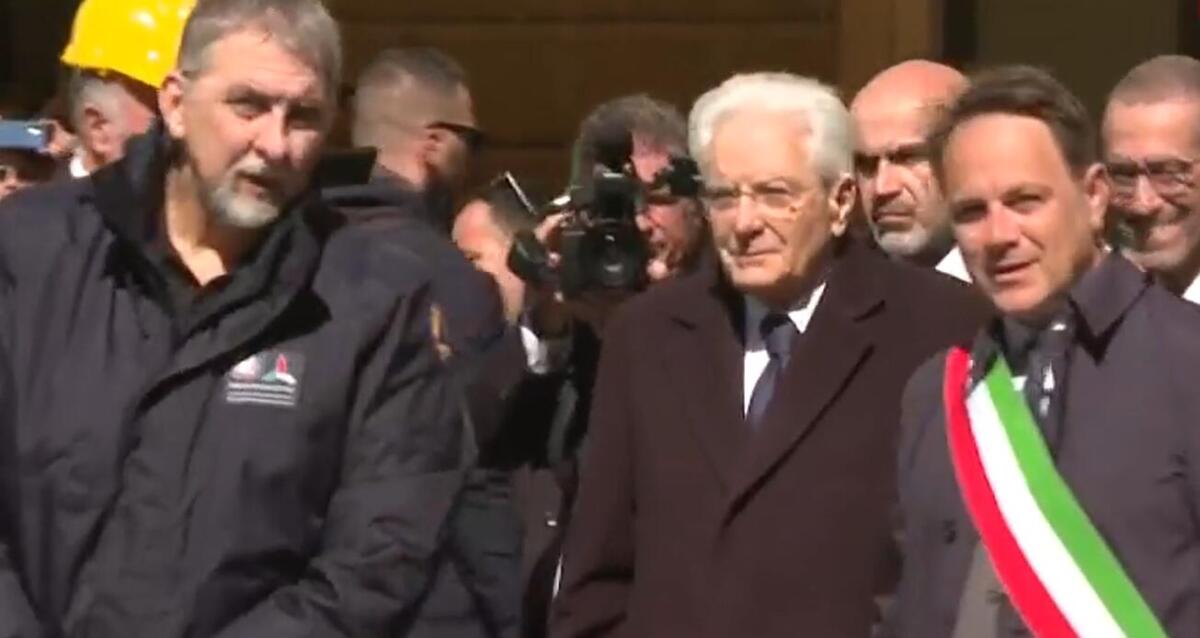 Galleria foto 'Niscemi, Mattarella in visita nelle aree colpite dalla frana' - foto 2
