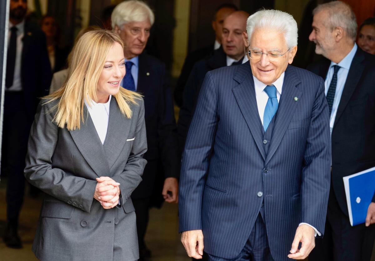 Galleria foto 'Meloni ora si allinea a Mattarella: «Giuste le sue parole». Replica il Pd: «Continua ad attaccare la magistratura»' - foto 1