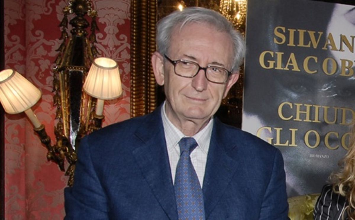 Lutto nel mondo del giornalismo italiano, è morto a 84 anni Mimmo Liguoro: volto storico della Rai Lutto nel mondo del giornalismo italiano, è morto a 84 anni Mimmo Liguoro: volto storico della Rai