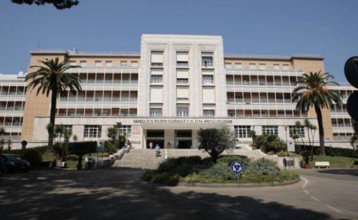 Dramma “cuore bruciato” a Napoli, il piccolo resta in lista per un nuovo trapianto. La mamma: «Non mollo» Dramma “cuore bruciato” a Napoli, il piccolo resta in lista per un nuovo trapianto. La mamma: «Non mollo»