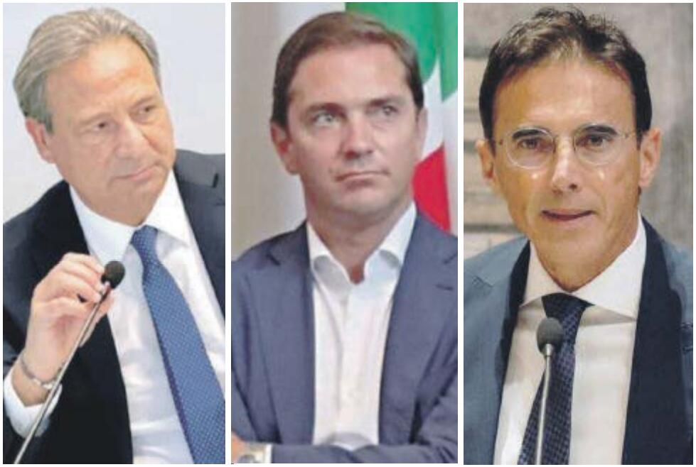Galleria foto 'Puglia Sky, plauso bipartisan dalla politica: crescono i consensi per la compagnia aerea regionale' - foto 1