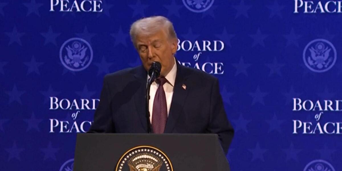 Iran, Trump non ha dubbi: «Finirà tutto presto». Ma i Maga si spaccano Iran, Trump non ha dubbi: «Finirà tutto presto». Ma i Maga si spaccano