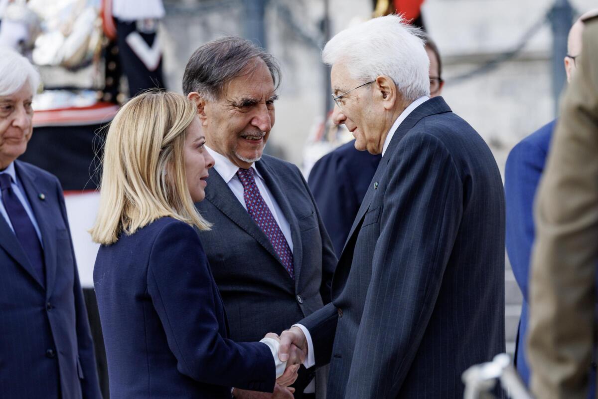Galleria foto 'Governo, Mattarella firma il decreto: l’interim del Turismo passa a Giorgia Meloni dopo dimissioni Santanchè' - foto 1