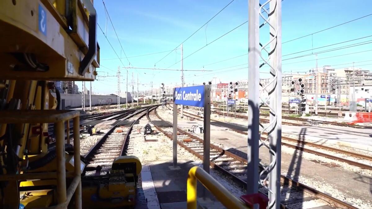 Galleria foto 'Stop ai treni nella stazione di Bari Centrale: al via i lavori di potenziamento' - foto 2