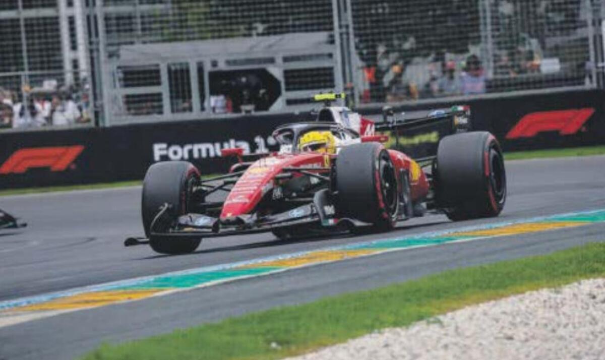 Galleria foto 'F1: vince la Mercedes di Russell a Melbourne. È già polemica in casa Ferrari, Leclerc è terzo' - foto 1