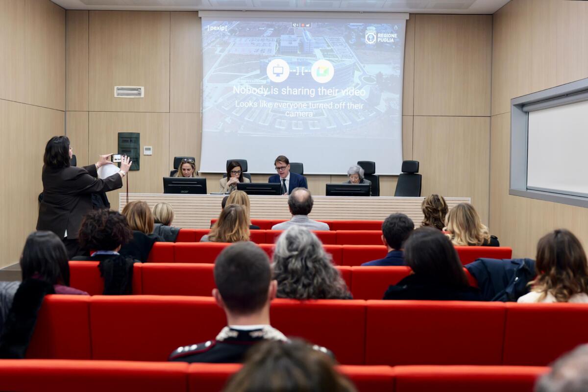 Galleria foto 'In Puglia nasce Savi, uno sportello per l’assistenza alle vittime di reato: «Strumento per rompere l’isolamento» – VIDEO' - foto 1