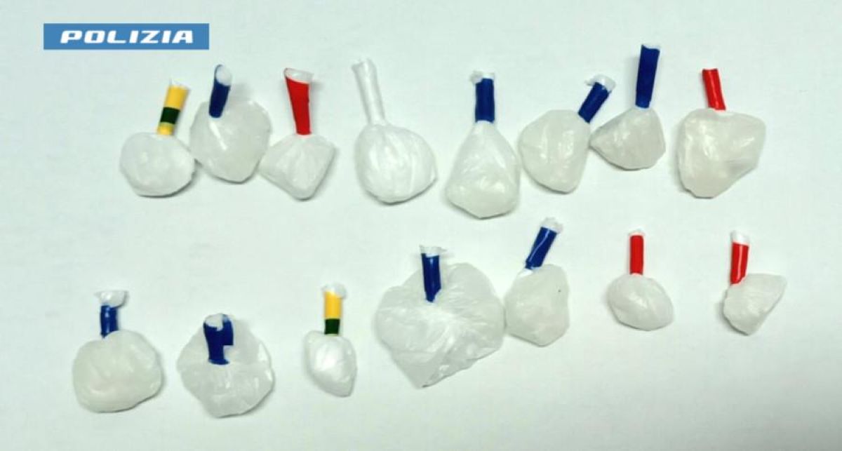 Galleria foto 'Taurisano, sorpreso in auto con la cocaina: denunciato un 27enne, a casa aveva altra droga' - foto 1