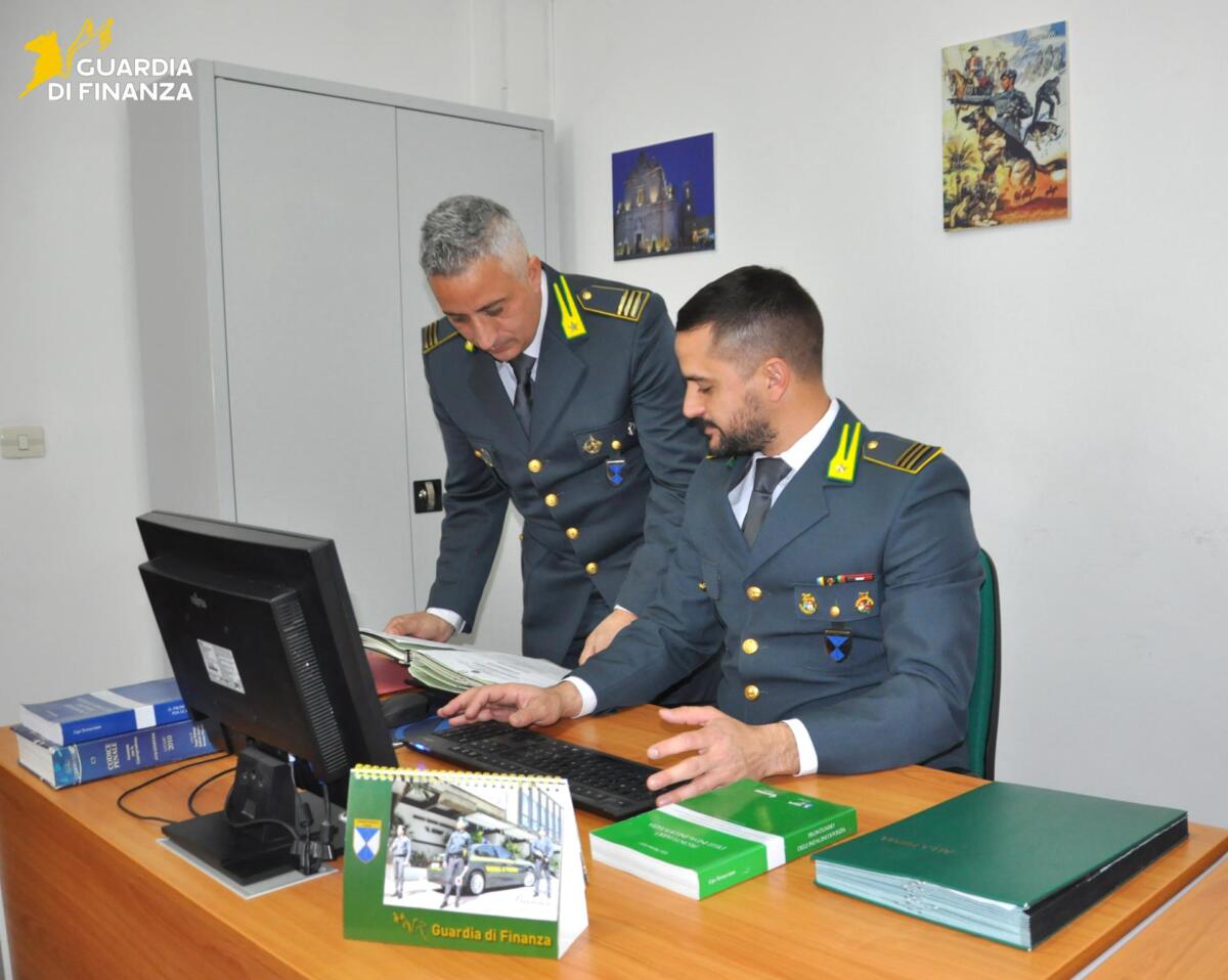 Galleria foto 'Francavilla Fontana, musica e bar nella sede di un’associazione sportiva: due denunce' - foto 1