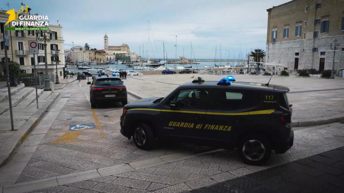 Rifiuti d’oro, maxi confisca da mezzo milione di euro a due ditte di Barletta e Trani Rifiuti d’oro, maxi confisca da mezzo milione di euro a due ditte di Barletta e Trani