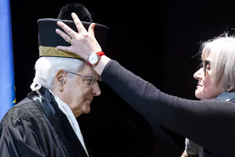 Firenze, laurea honoris causa a Mattarella: appello a cultura, dialogo e democrazia Firenze, laurea honoris causa a Mattarella: appello a cultura, dialogo e democrazia