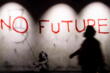 Banksy ha un volto, un’inchiesta di Reuters svela l’identità: ecco chi è lo street artist