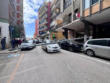 Tragedia sfiorata a Barletta, palo della luce precipita su un’auto in transito: paura per una donna